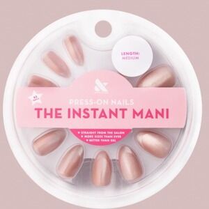 Olive & June Instant Mani Press-On Nails Neutral Illusion Velvet French Almond M